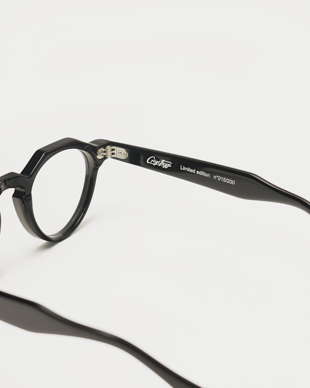 280 Eyeglasses / Black