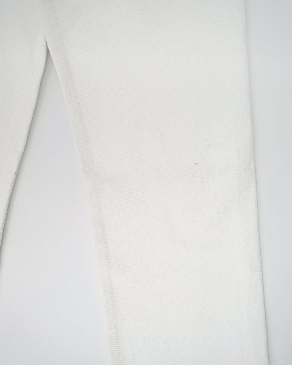 501 Straight Fit White Denim Pants / size: 28