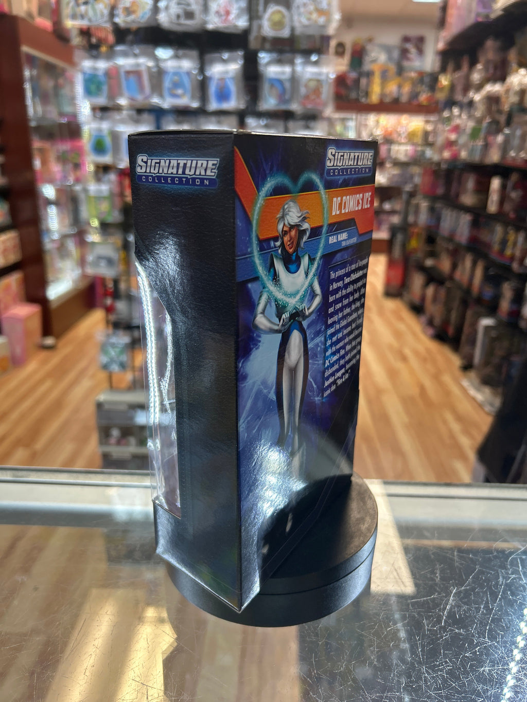 Ice -Signature Collection- (DC Multiverse, Mattel) **SEALED**