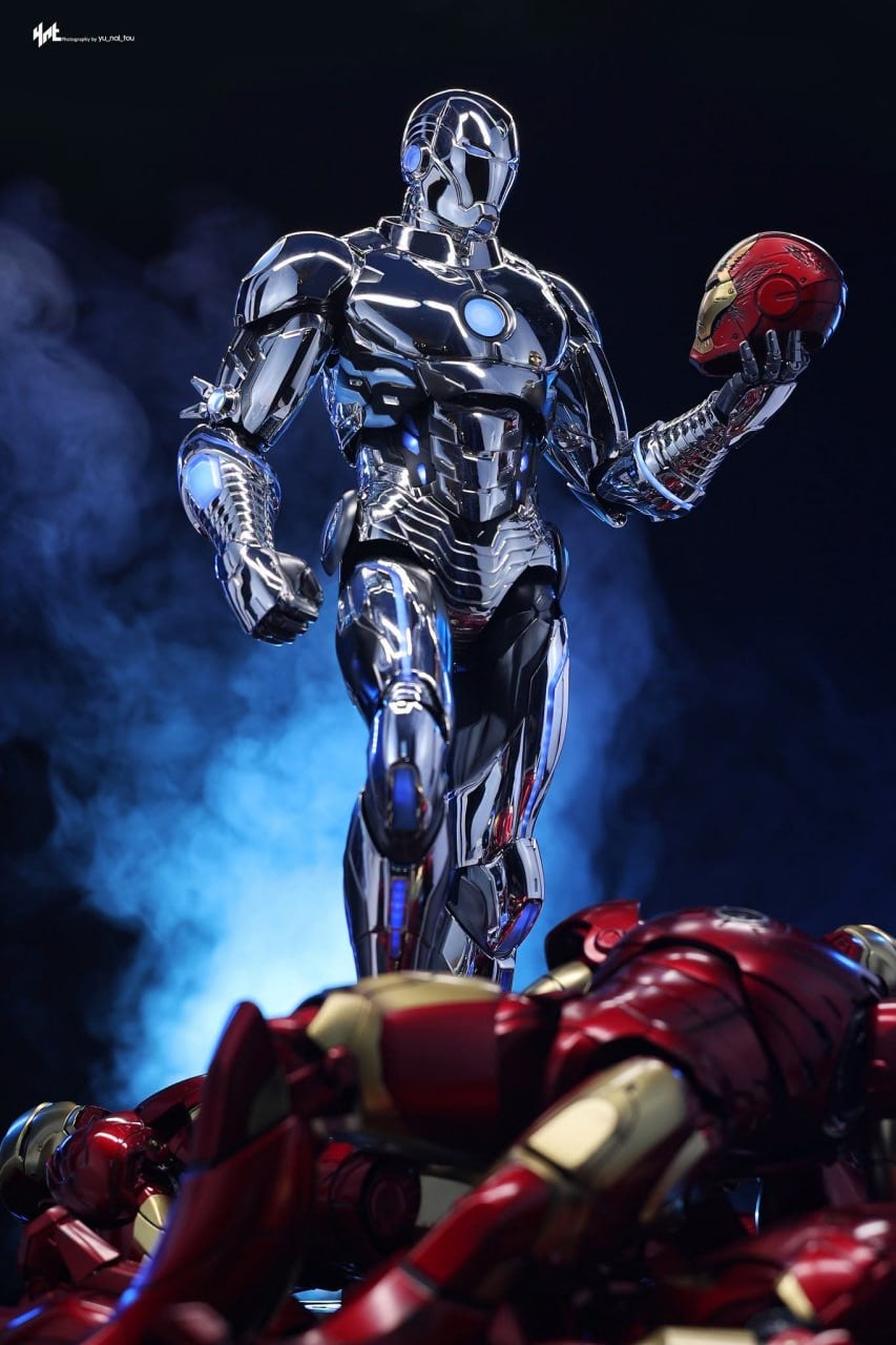 READY🔥Hot Toys CMS026D73B Marvel Comics 1/6th scale Superior Iron Man Collector & Special Edition