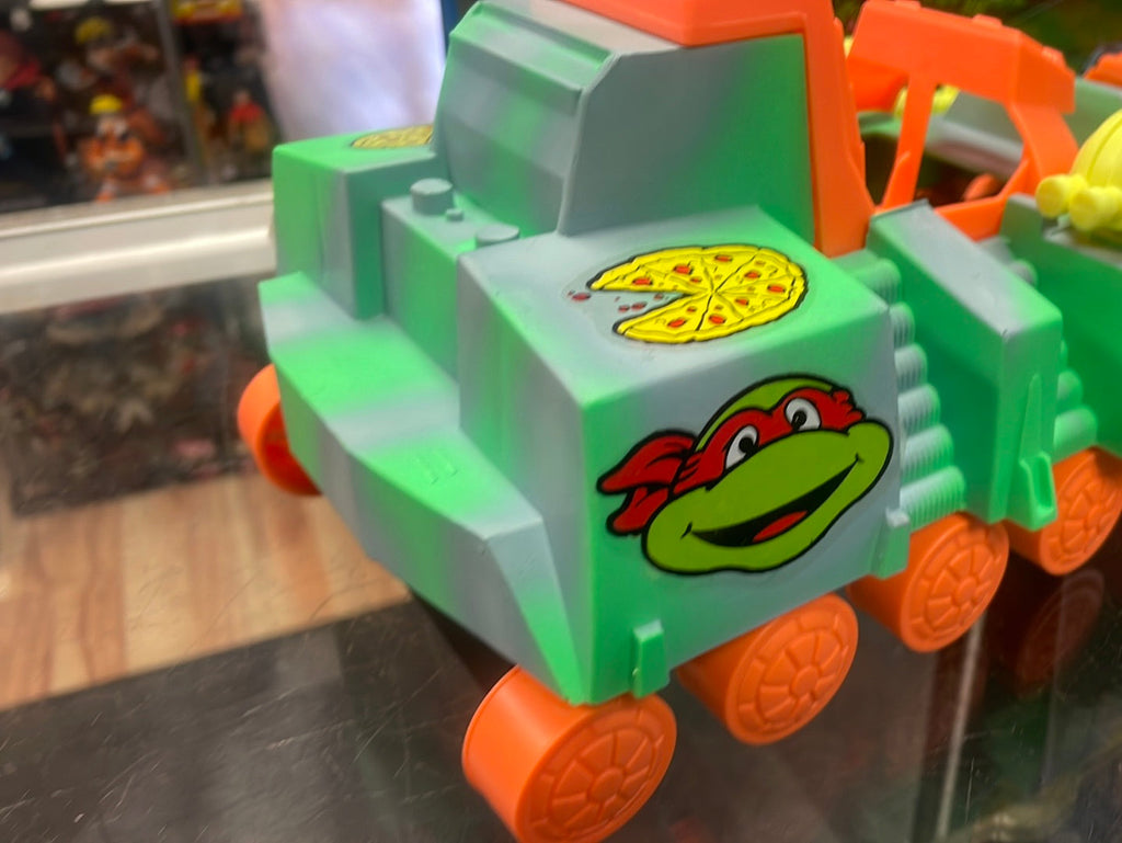 Argentinian KO Turtle Tank (Vintage TMNT Ninja Turtles, Playmates)
