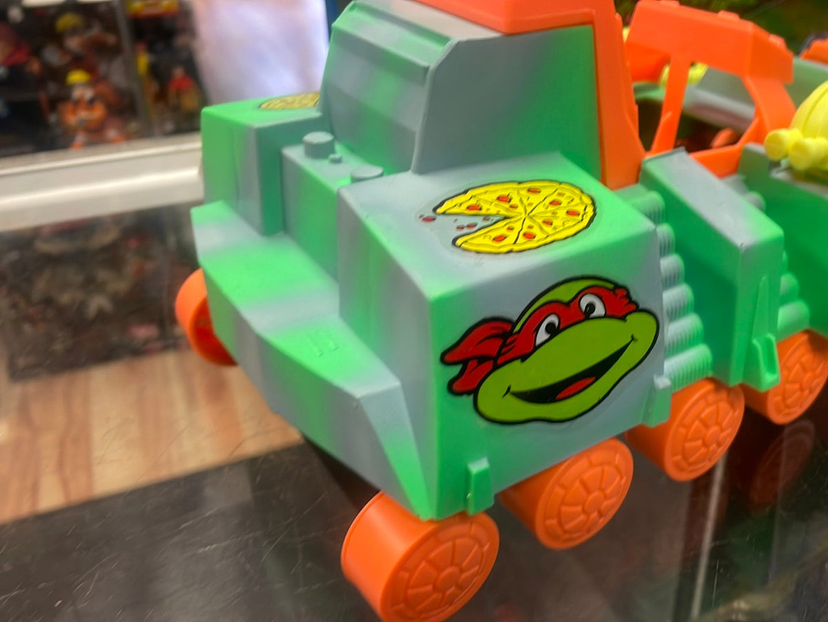 Argentinian KO Turtle Tank (Vintage TMNT Ninja Turtles, Playmates)