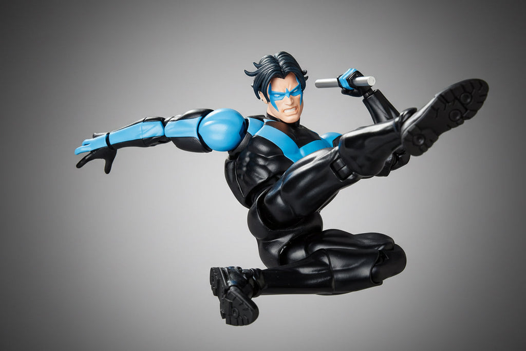 (Restock arriving soon!) MAFEX No.175 Batman Hush Ver. Nightwing by Medicom