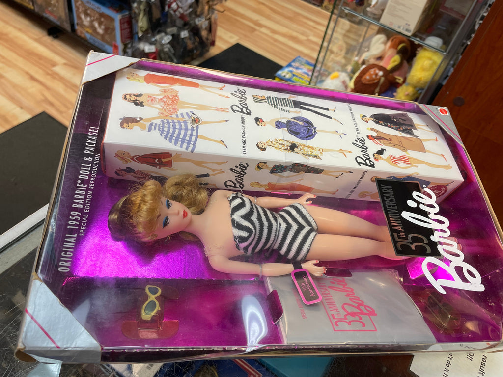 35th Anniversary Blonde #11590 (Vintage Barbie, Mattel) **SEALED**