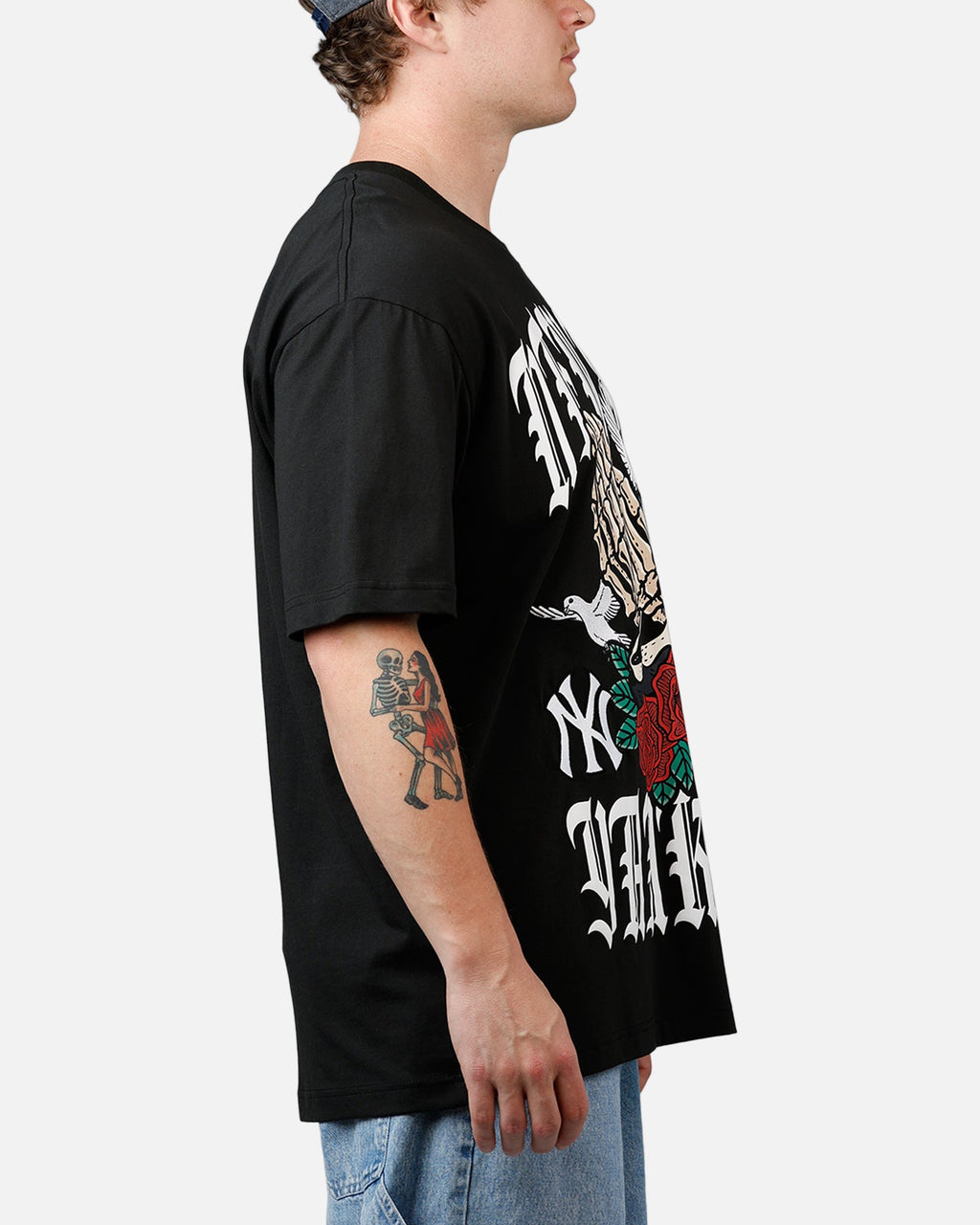 New Era New York Yankees Praying Hands T-Shirt Black