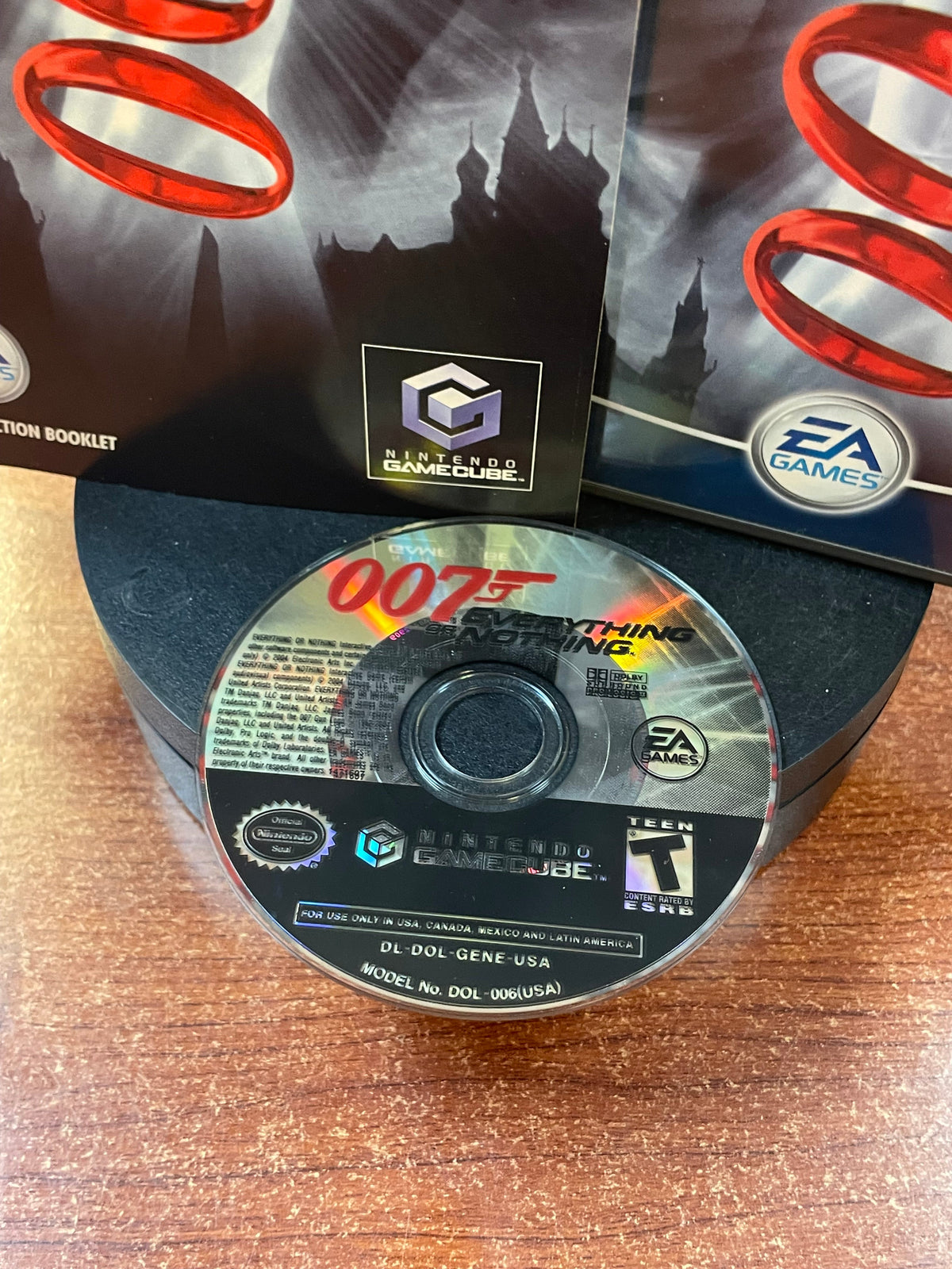 007 Everything Or Nothing (Nintendo Gamecube, EA Games, Video Game) **TESTED**