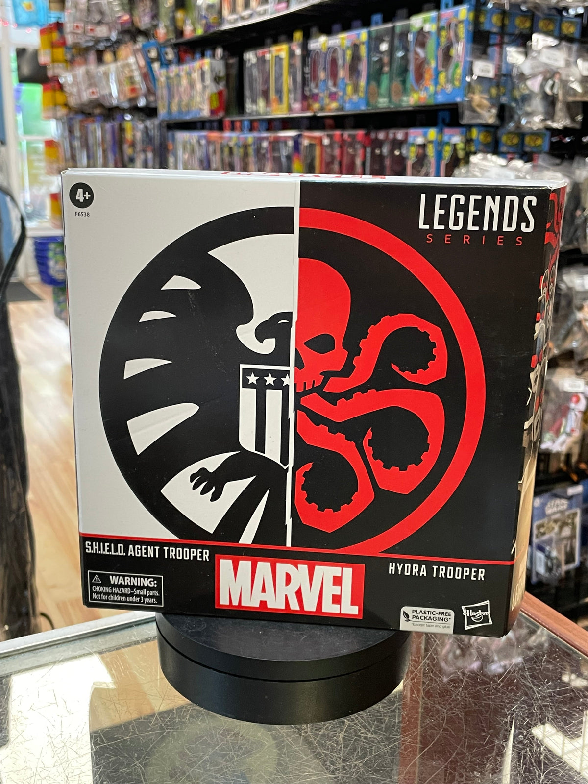 Agent & Hydra Trooper (Marvel Legends, Hasbro) **SEALED**
