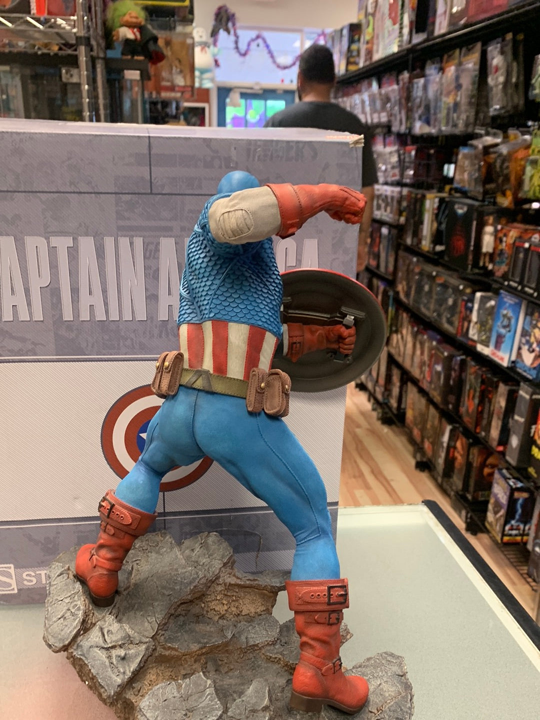 Avengers Assemble Captain America Statue (Marvel, SideShow) Open Box
