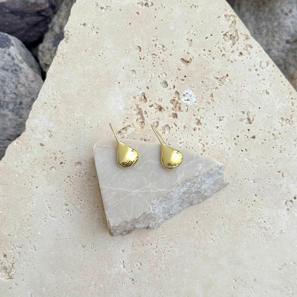 14k Gold Plated Rain Drop Wire Earrings