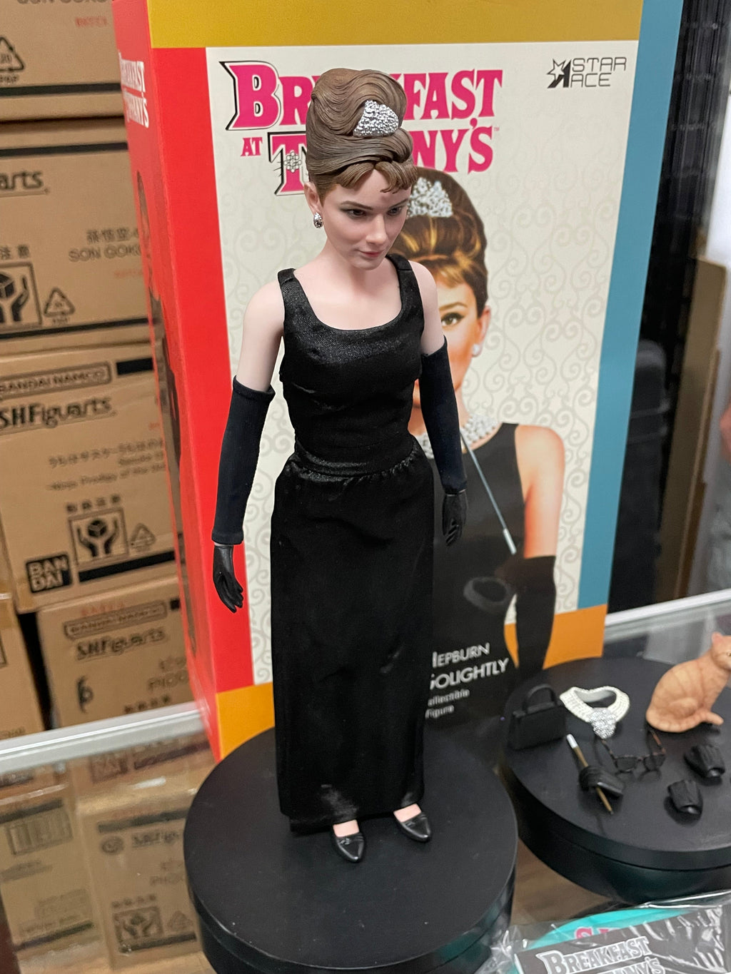 Audrey Hepburn as Holly -1/6 Scale- (Breakfast at Tiffany's, Star Ace) **COMPLETE**