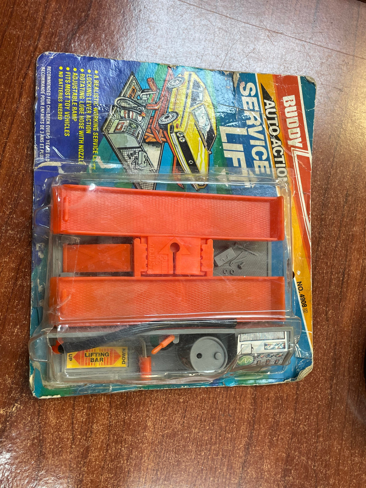 Auto Action Service Lift toy (Vintage Buddy L) SEALED
