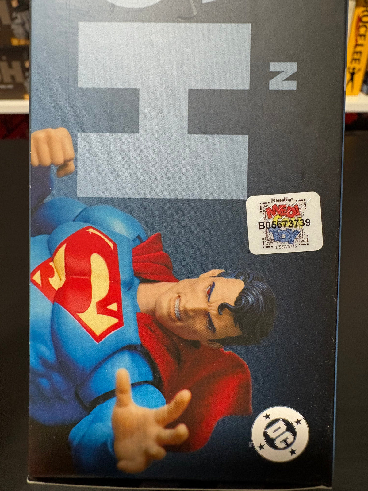 (Restock arriving soon!) Mafex No.117 Superman (Hush Ver.) by Medicom