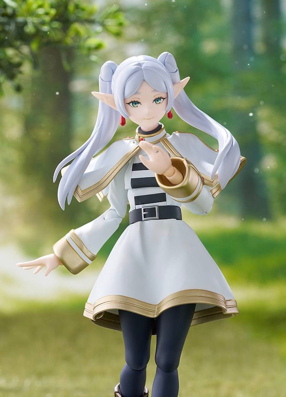 Figma 658 Frieren Beyond Journey's End Deluxe Edition by Good Smile Company