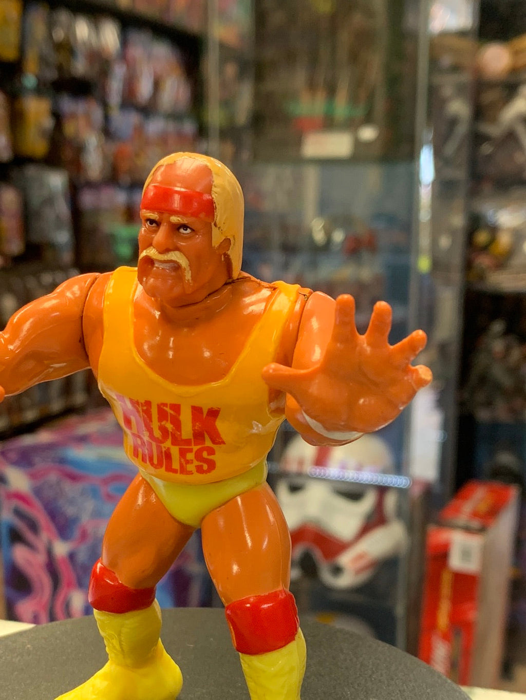Body Slamming Hulk Hogan 0848 (Vintagw WWF WWE, Hasbro)