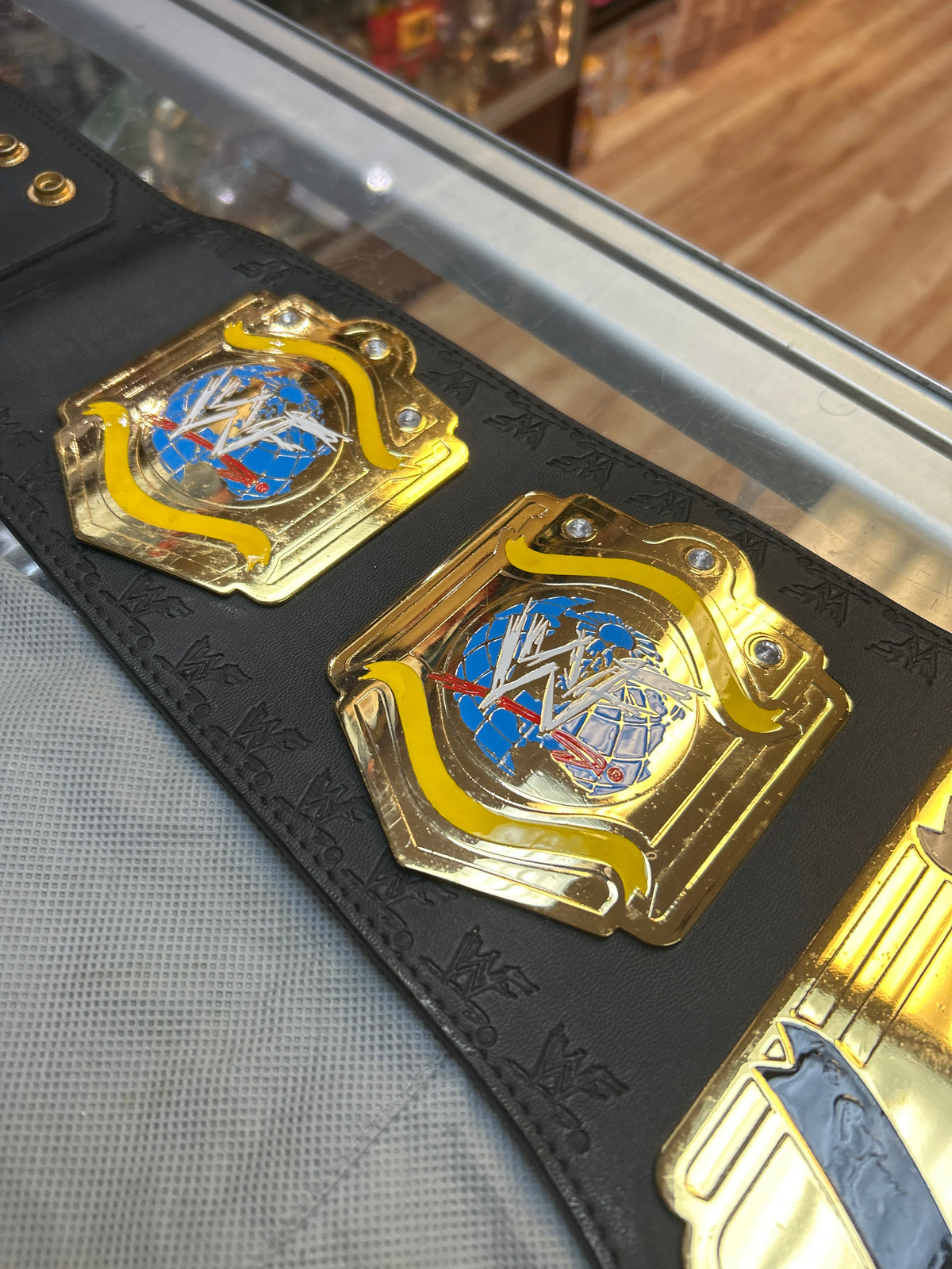 Light Heavyweight Championship Belt with Bag (Vintage WWF, Figures Toy Company)