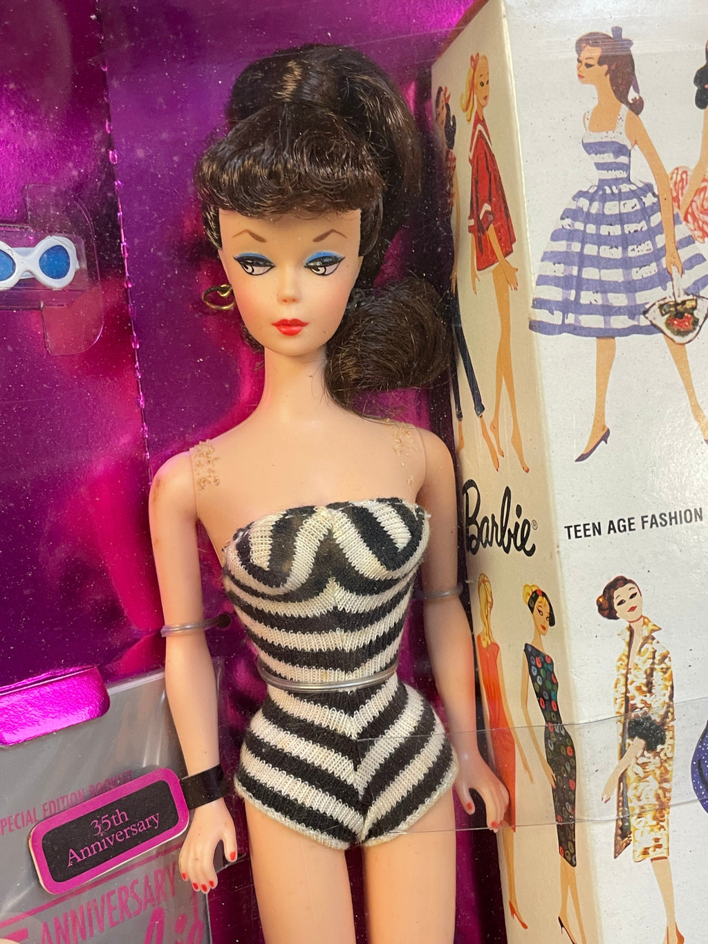 Brunette Barbie 35th #11782 (Vintage Barbie, Mattel) **SEALED**