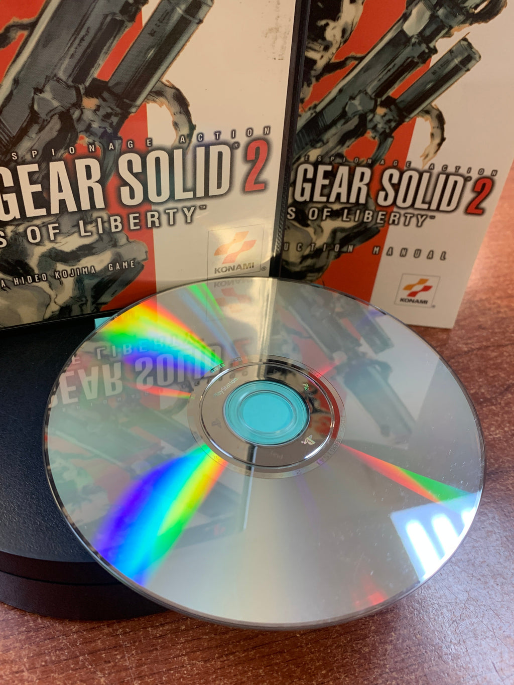 Metal Gear Solid 2 (PS2 Sony Playstation, Video Game) **TESTED**