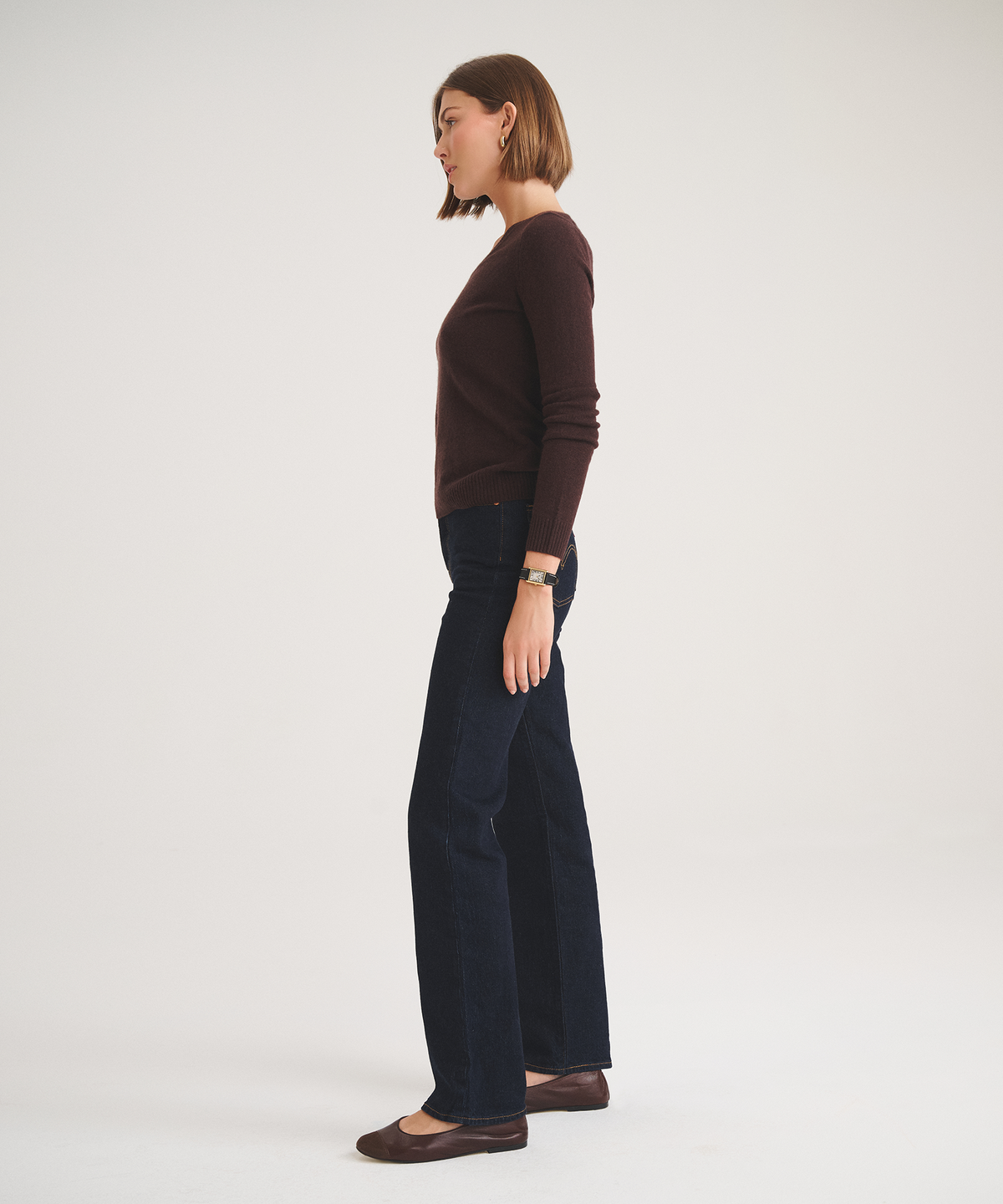Basic Cashmere V-Neck Sweater 