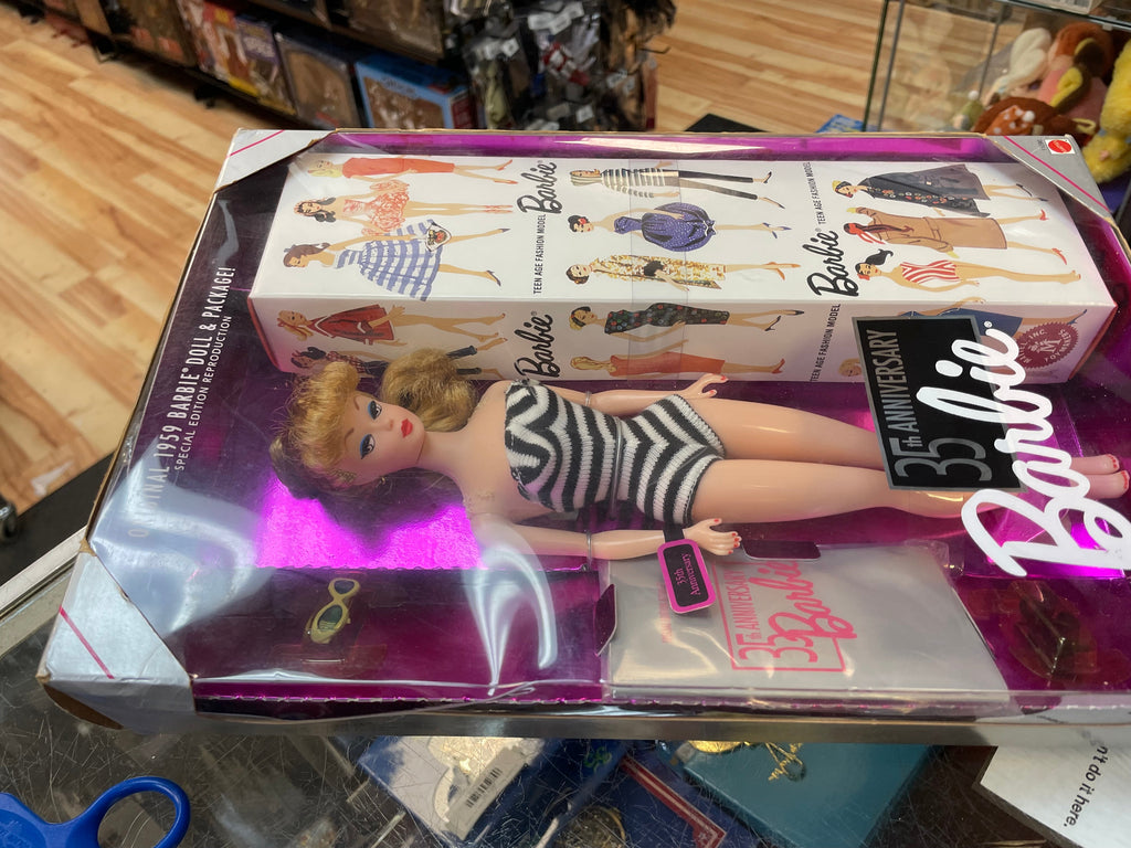 35th Anniversary Blonde #11590 (Vintage Barbie, Mattel) **SEALED**