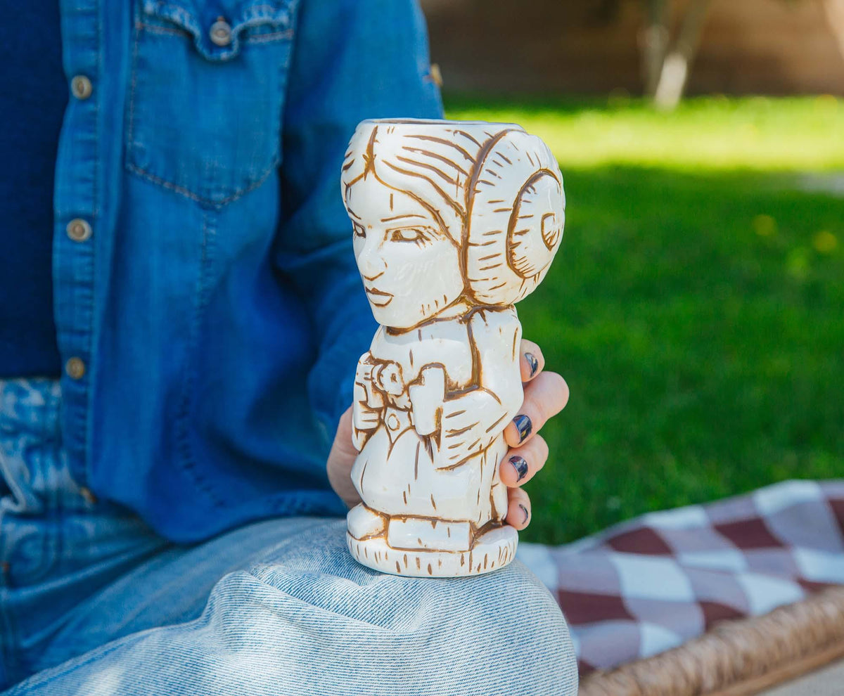 Geeki Tikis Star Wars Princess Leia Ceramic Mug | Holds 16 Ounces