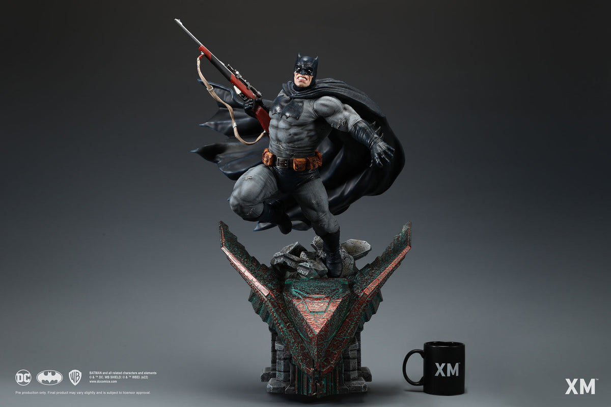 Batman: The Dark Knight Returns Sixth Scale Figure