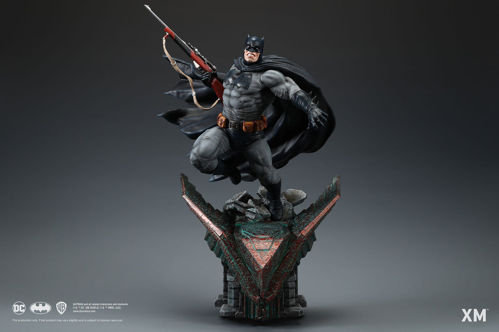 Batman: The Dark Knight Returns Sixth Scale Figure