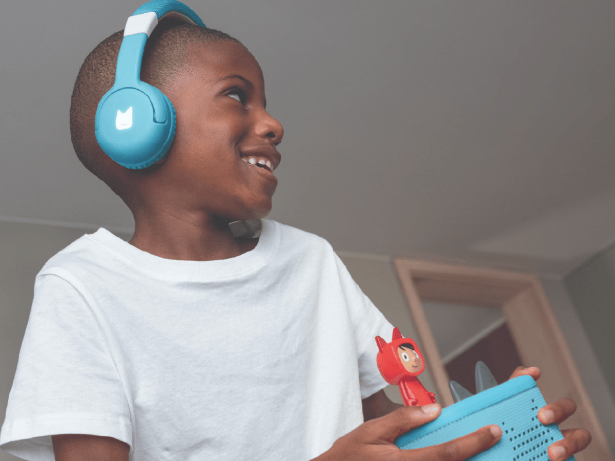 Bluetooth Headphones: Sky Blue