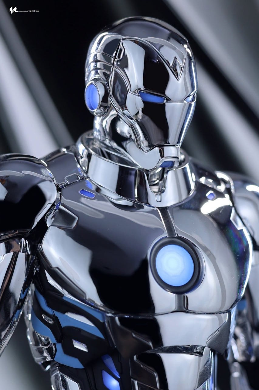 READY🔥Hot Toys CMS026D73B Marvel Comics 1/6th scale Superior Iron Man Collector & Special Edition