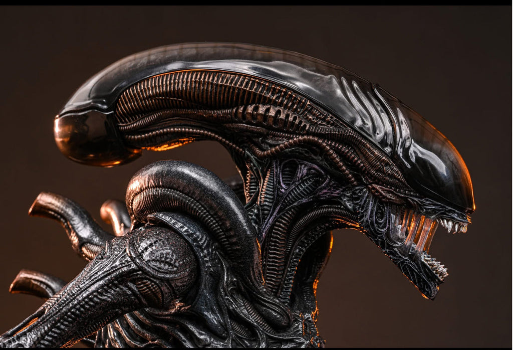 READY🔥Hot Toys MMS784 Alien: Romulus 1/6th scale Scorched Xenomorph Collectible Figure