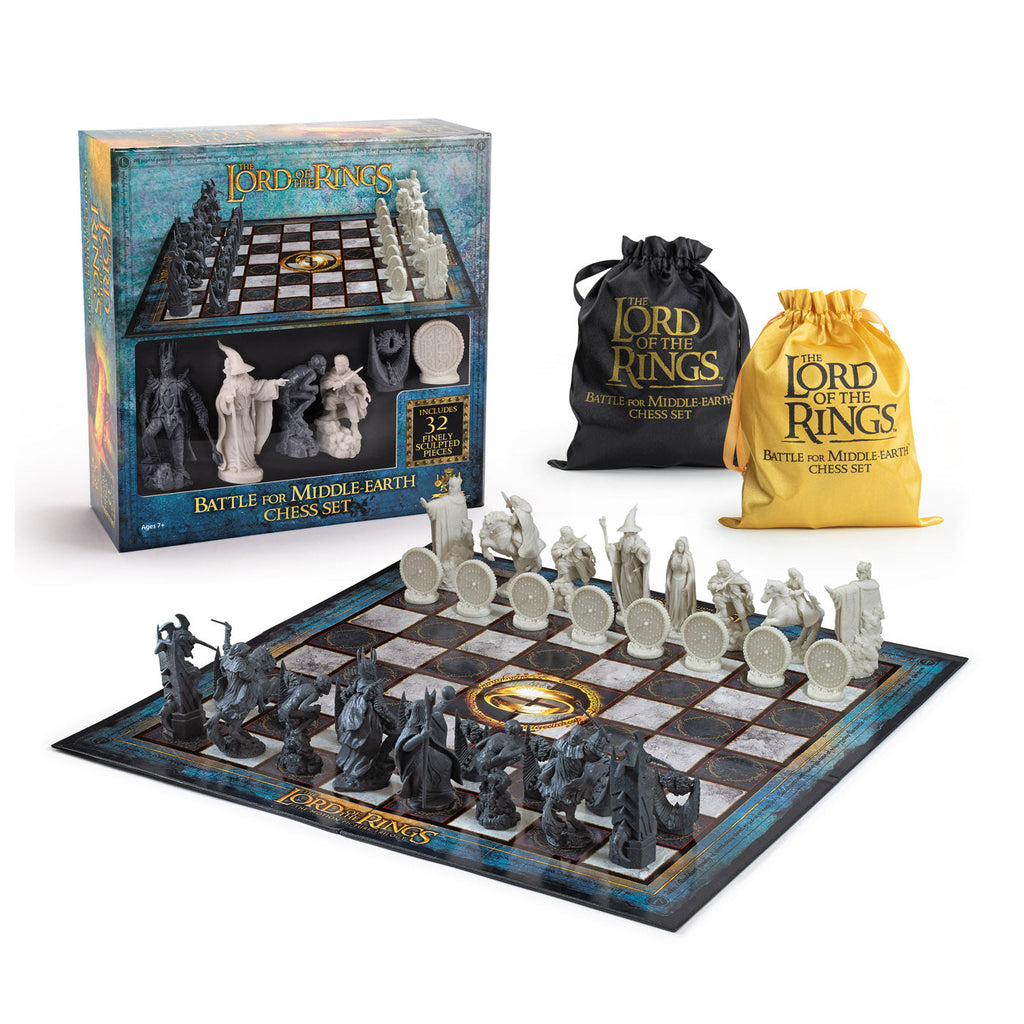 The Lord of the Rings: Battle for Middle-Earth Chess Set