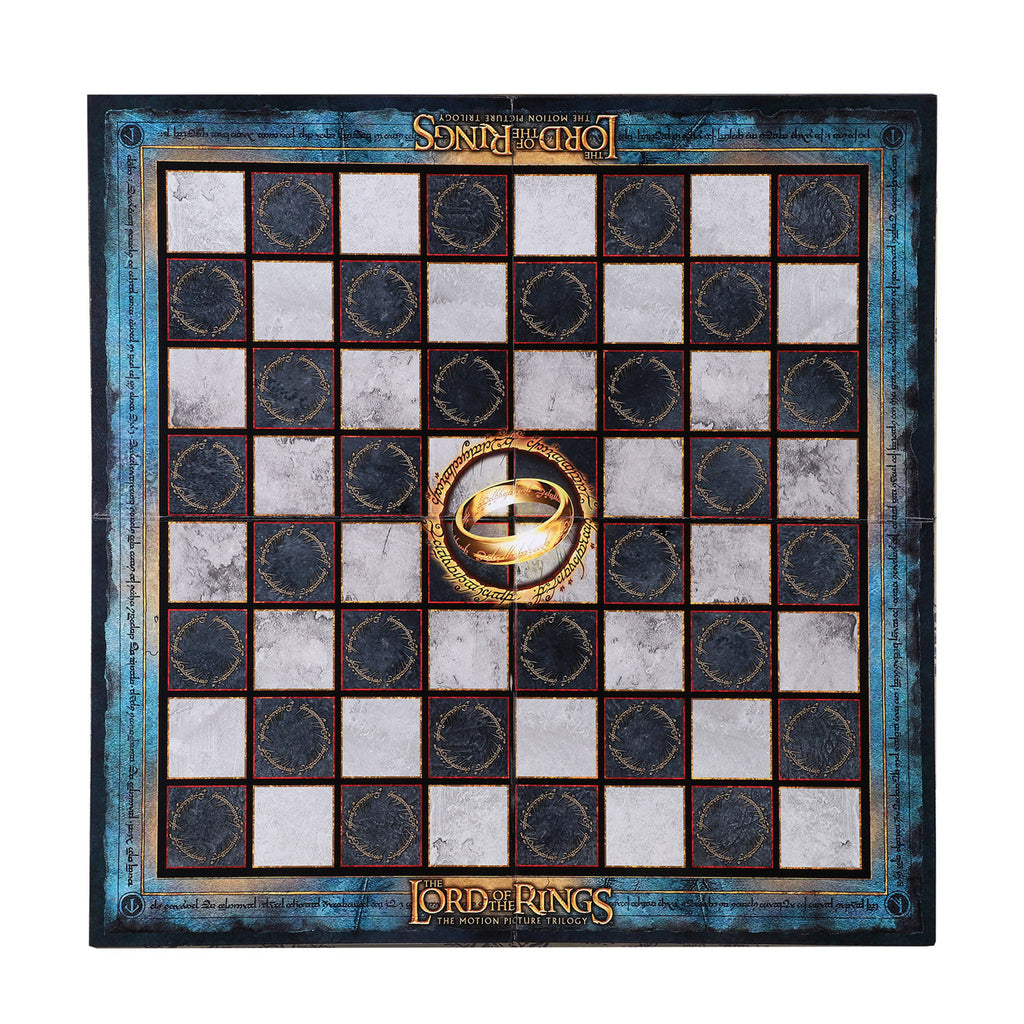 The Lord of the Rings: Battle for Middle-Earth Chess Set
