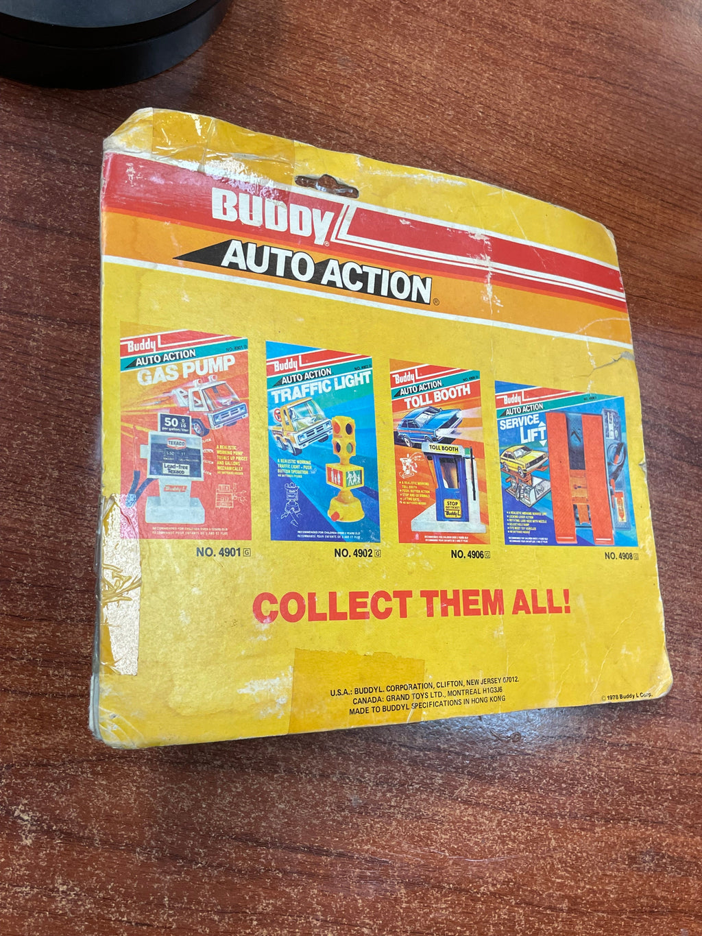 Auto Action Service Lift toy (Vintage Buddy L) SEALED