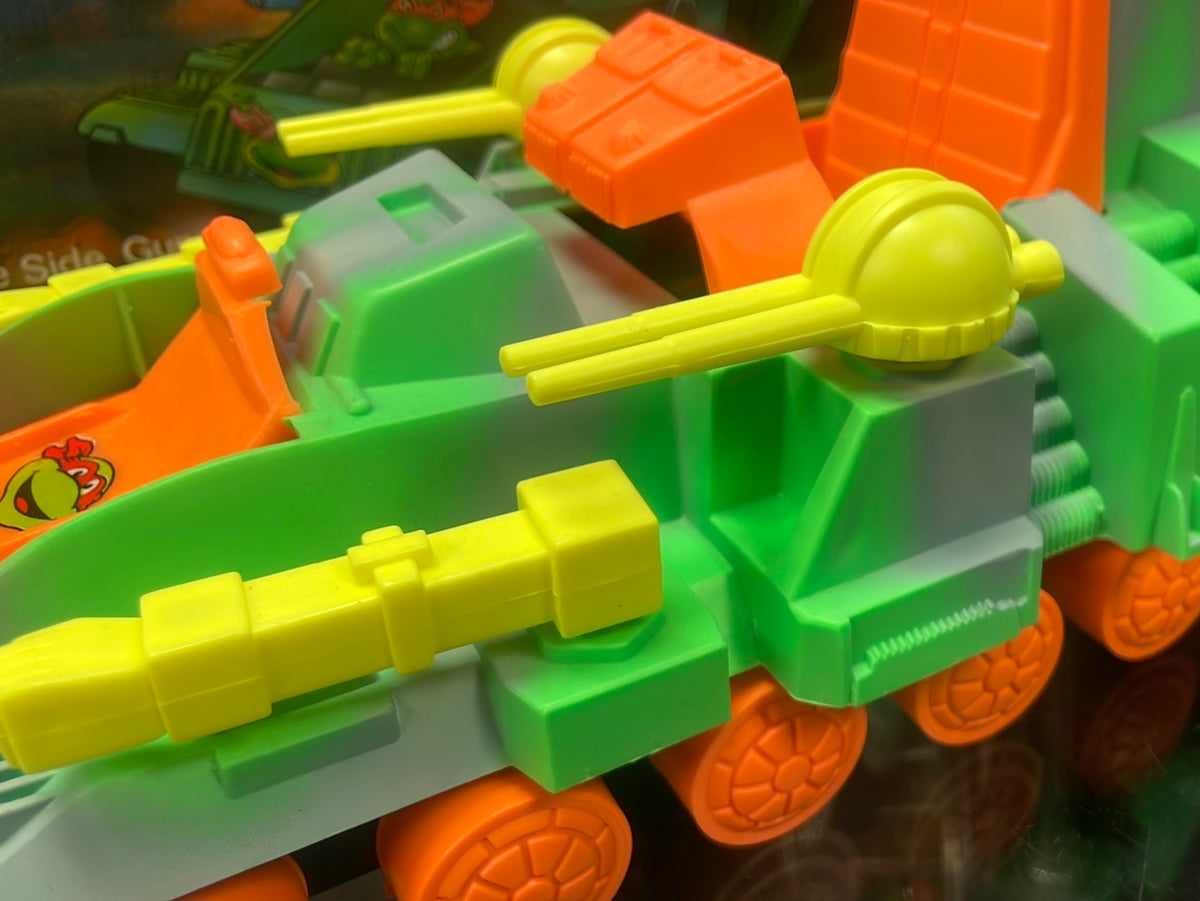Argentinian KO Turtle Tank (Vintage TMNT Ninja Turtles, Playmates)