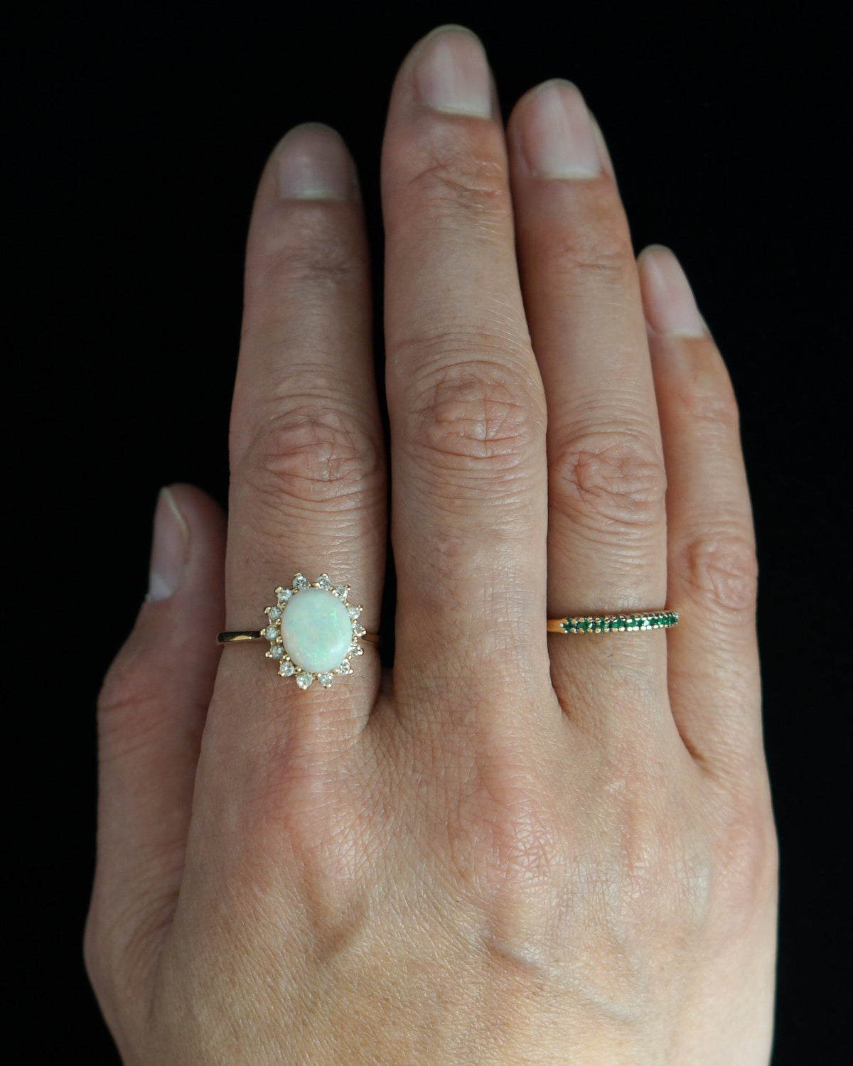 14k Gold Ring w/ Opal & Diamond / size: 8