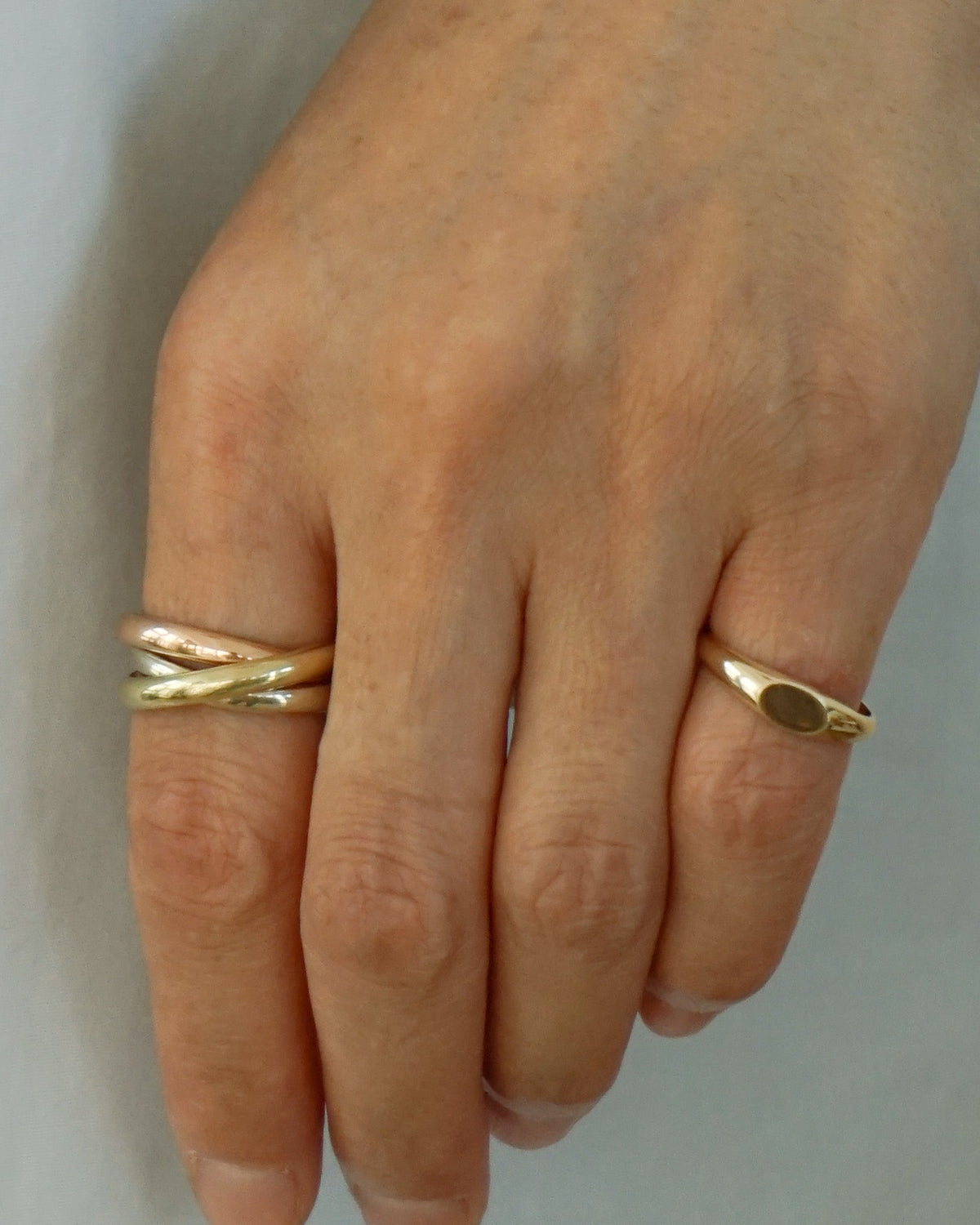14k Gold Trinity Ring / size: 7