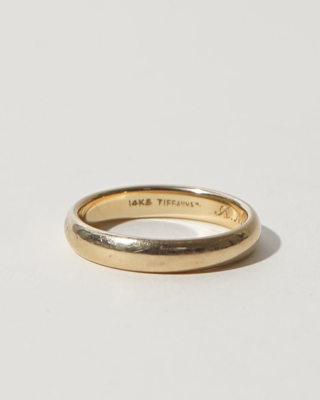 14k Gold Band Ring / size: 11.25