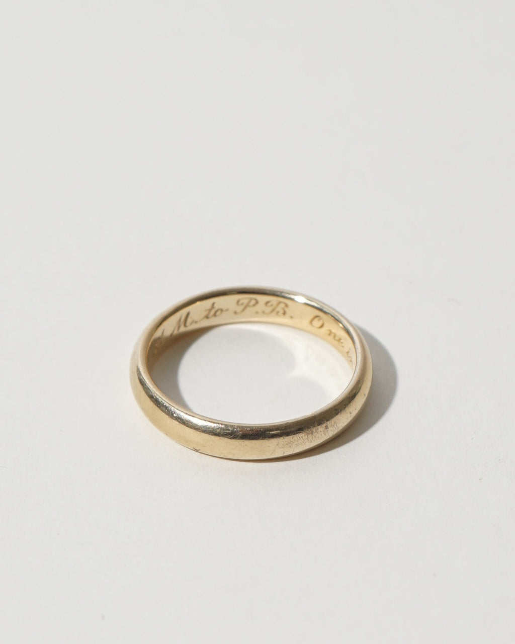 14k Gold Band Ring / size: 11.25