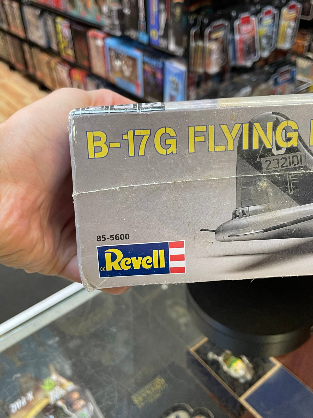 B-17G Flying Fortress 1:48 #85-5600 (Revell Monogram, Model Kit) SEALED