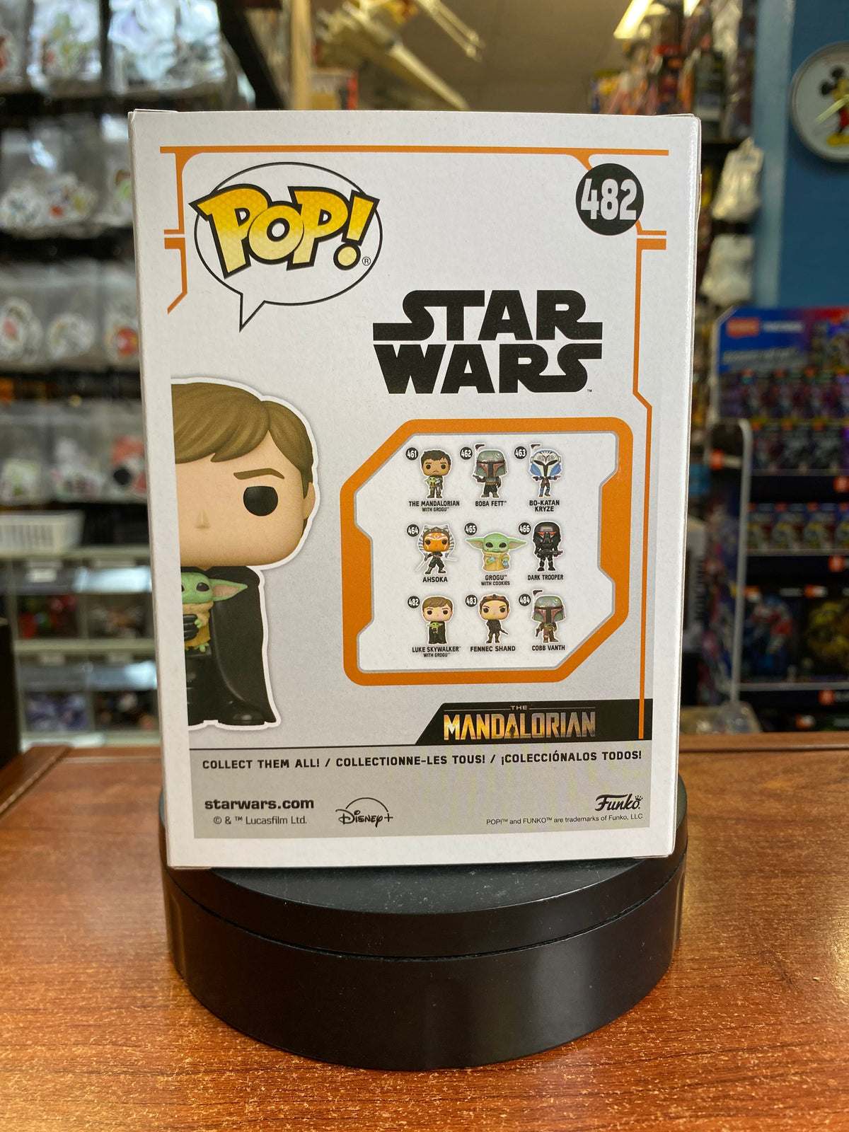 Luke Skywalker With Grogu #482 (Funko Pop, Star Wars)