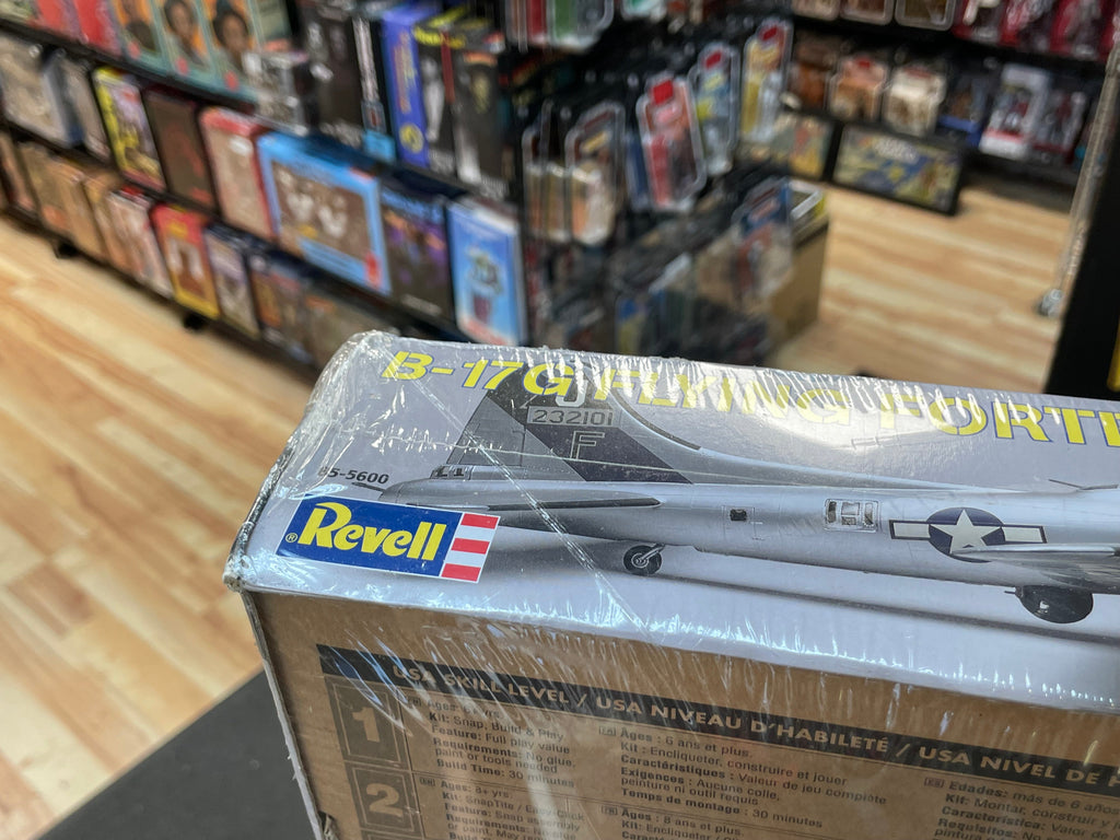 B-17G Flying Fortress 1:48 #85-5600 (Revell Monogram, Model Kit) SEALED