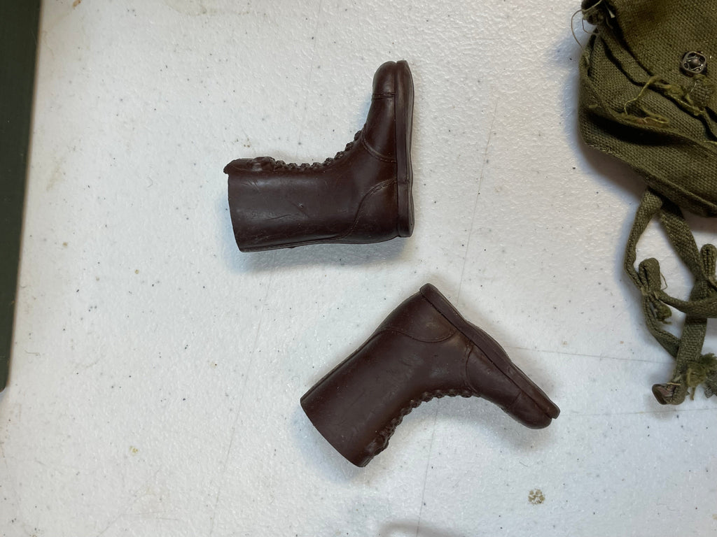 Action Marine with Foot Locker (Vintage 12” GI Joe, Hasbro) **Original**