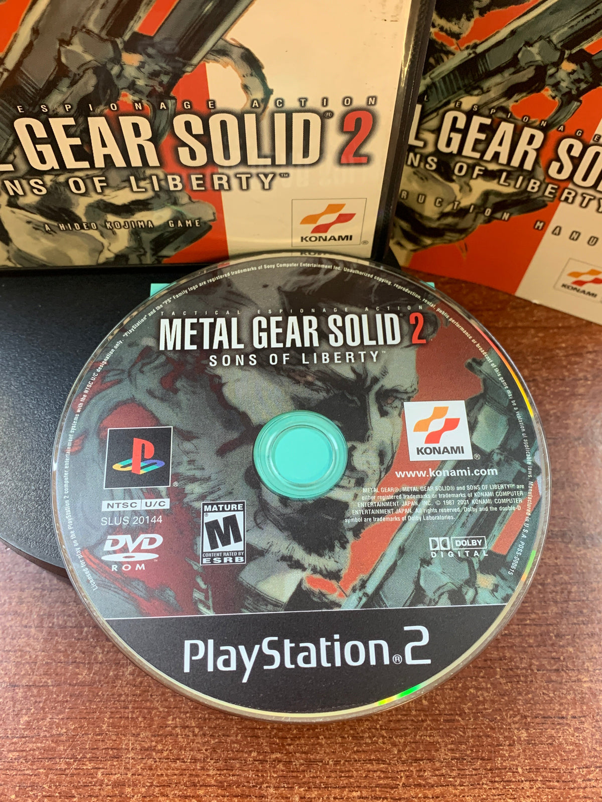 Metal Gear Solid 2 (PS2 Sony Playstation, Video Game) **TESTED**