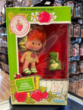Apple Dumplin with Tea Time Turtle (Vintage Strawberry Shortcake, Kenner) Sealed