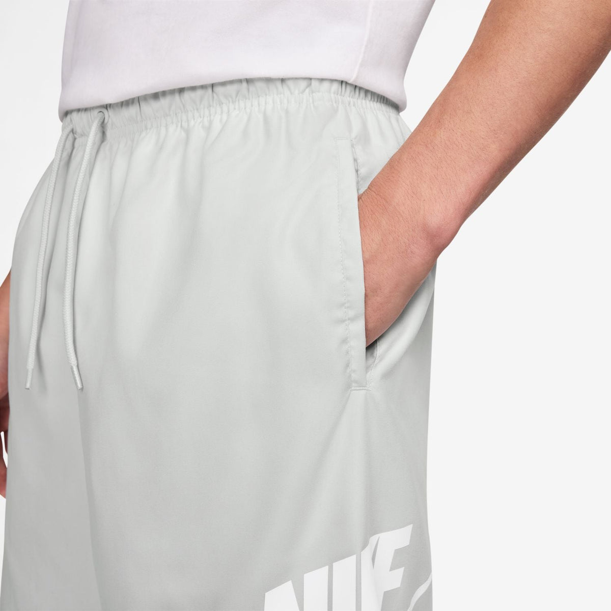 Club Woven Short - Mens
