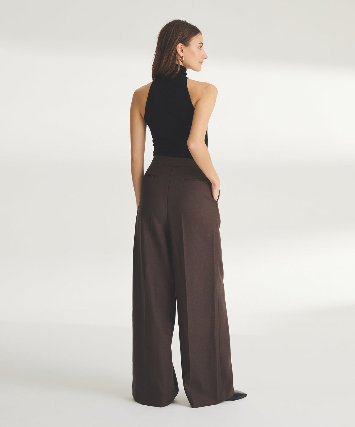 Super Fine Cashmere Sleeveless Turtleneck