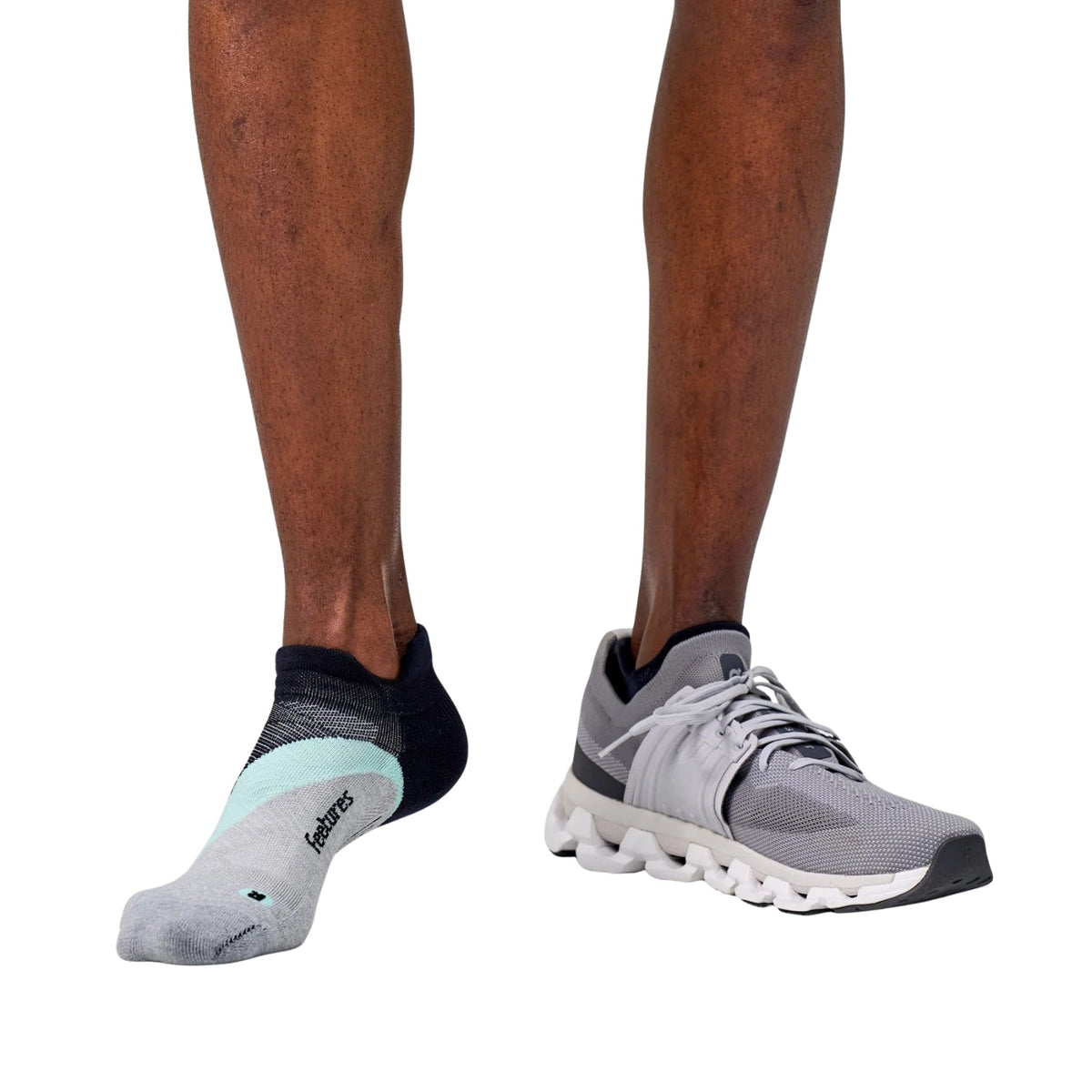 Feetures Elite Light Cushion Tab Running Sock