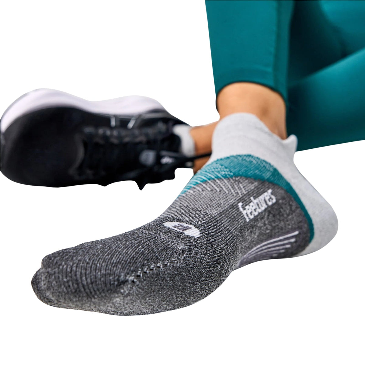 Feetures Elite Light Cushion Tab Running Sock