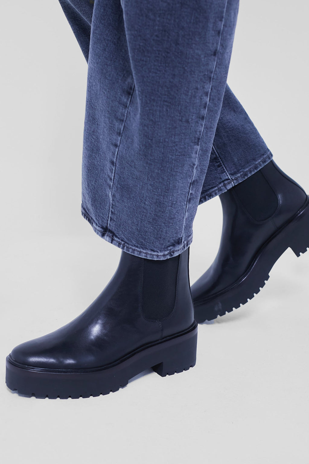 Black Reggie Boots