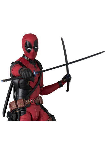 Medicom Toy MAFEX No.284 DEADPOOL Deadpool & Wolverine Ver. Action Figure JAPAN