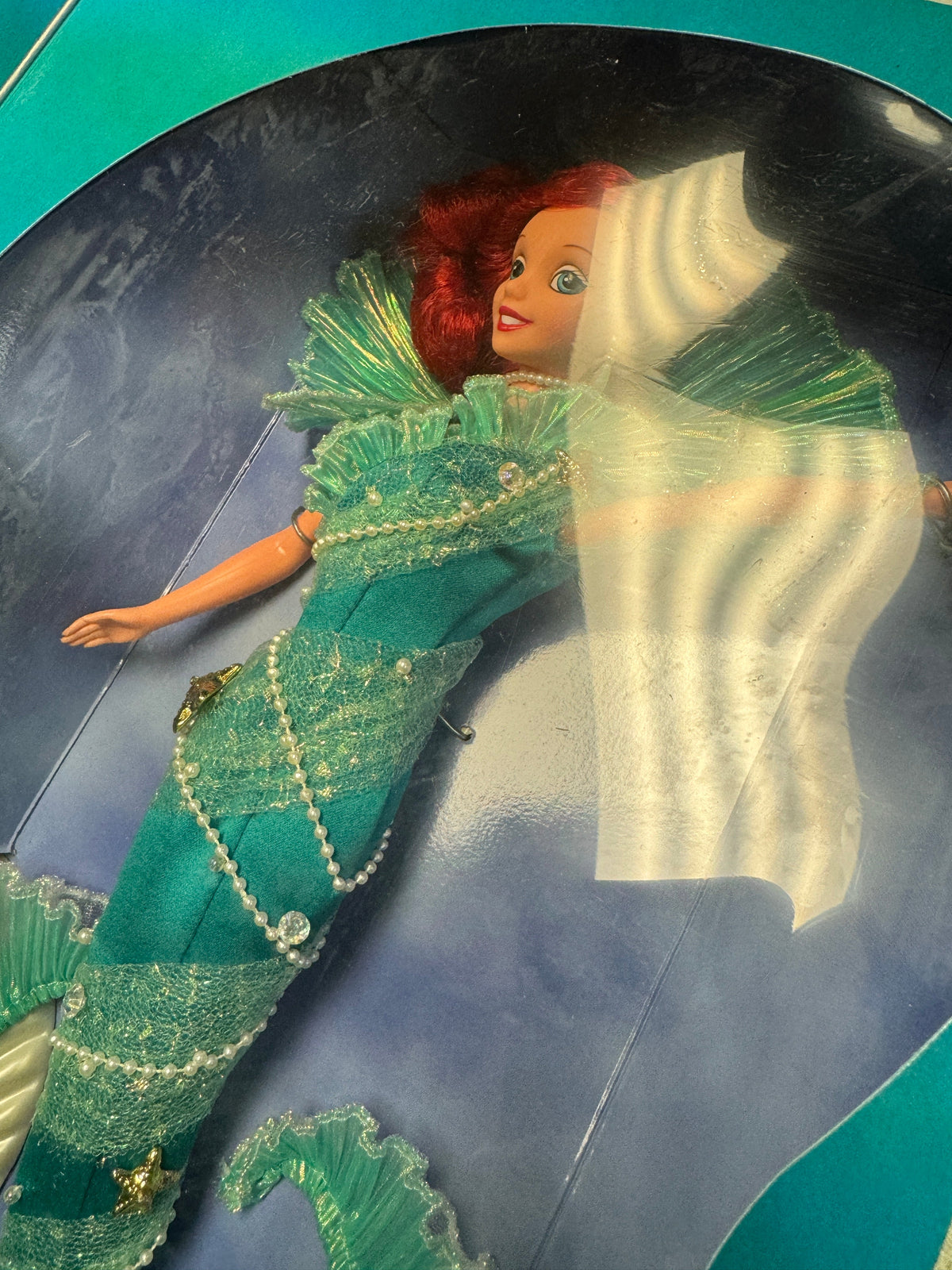 Aqua Fantasy Ariel 17827 Little Mermaid (Barbie Style, Disney Signature Collection)